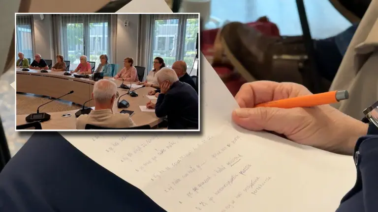 [VIDEO] Deurnes dictee daagt deelnemers uit met lokale uitdrukkingen; ‘Het is een hartstikke mooie taal’
