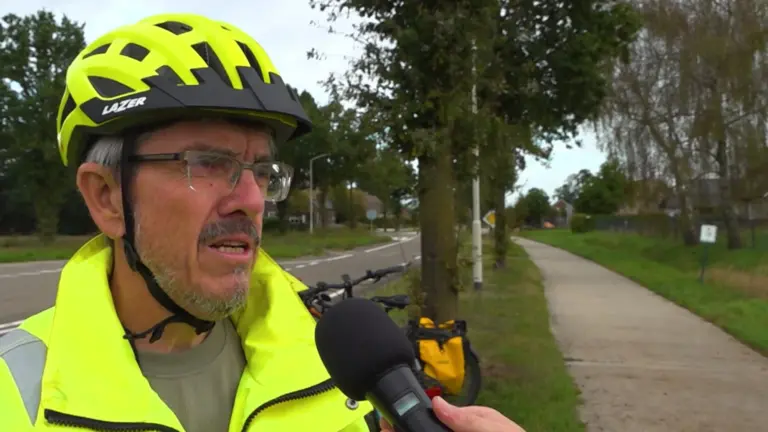 [VIDEO] Jan van Schijndel ziet veel gevaren voor fietsers in Deurne: ‘Kan er wel een hele lijst van maken’