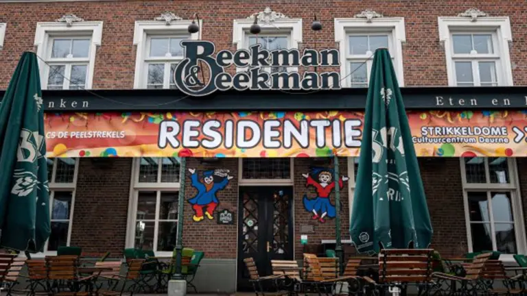 Peelstrekels houden dienstenveiling in Deurne: ‘Van VIP-arrangementen tot optredens aan huis’