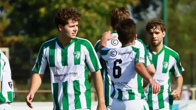 Amateurvoetbalclubs in vierde klasse E maken zich op voor seizoen vol derby’s