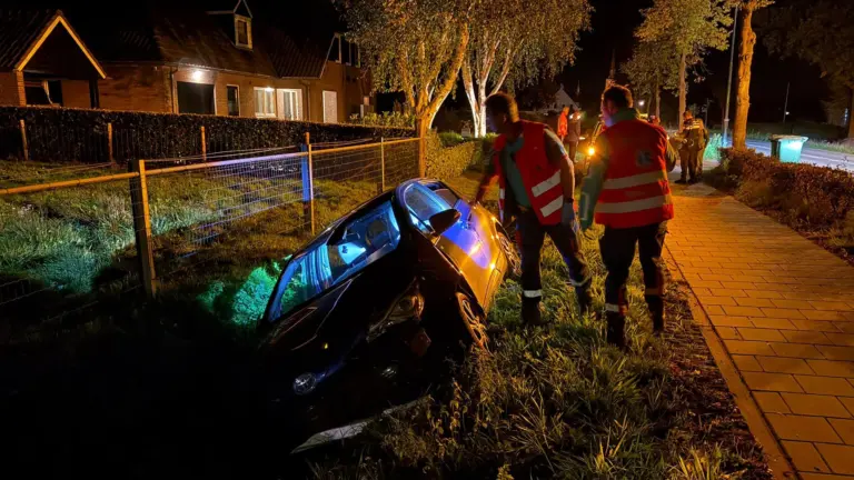 Beschonken bestuurster veroorzaakt ongeval in De Mortel; auto’s botsen frontaal op elkaar